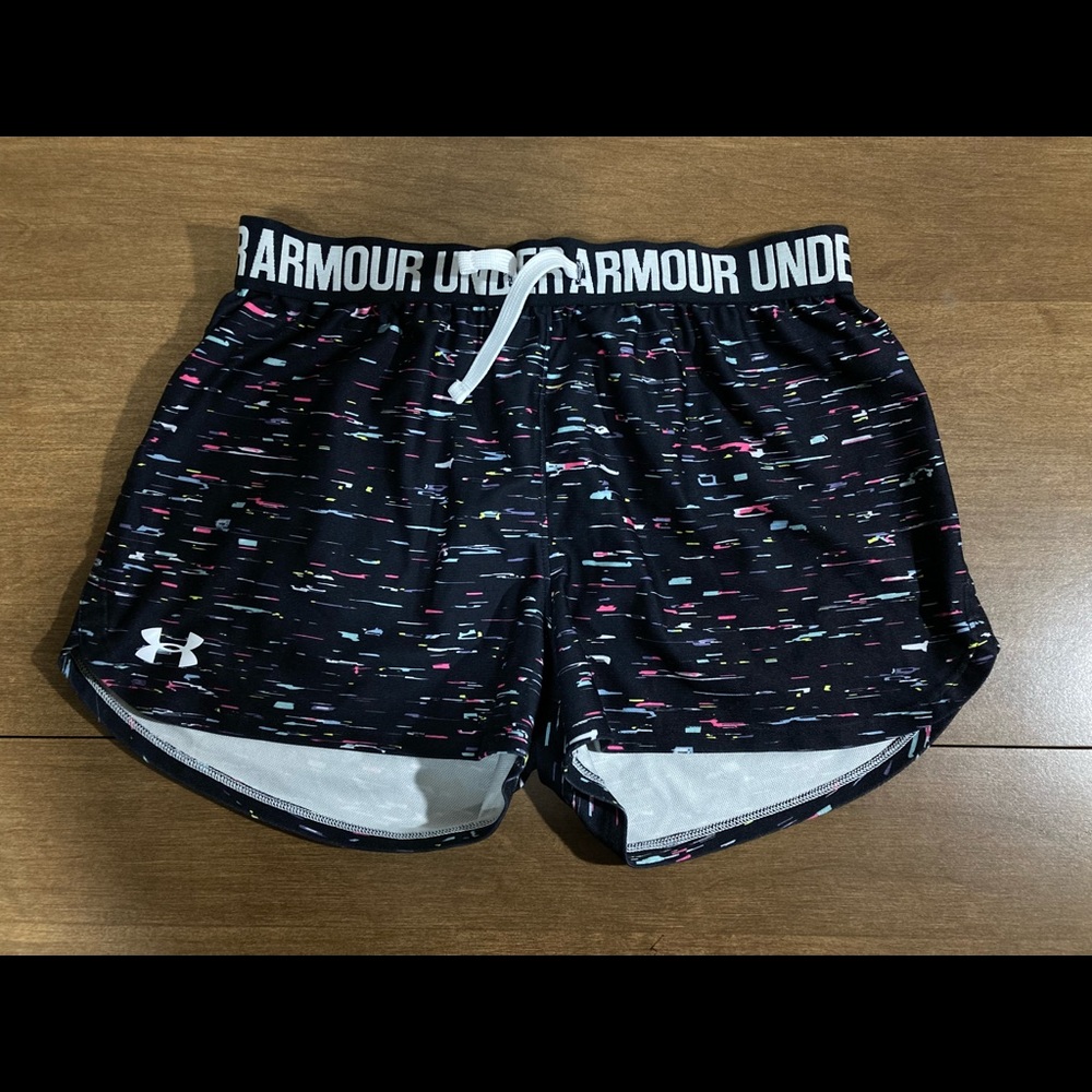 Girls Under Armour shorts